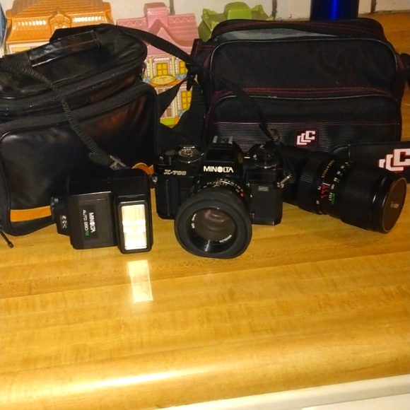 Vintage Camera Minolta x/700 - Picture 2 of 5